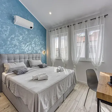 Peaceful Blooming With Pool - Four Bedroom With Pool Villa